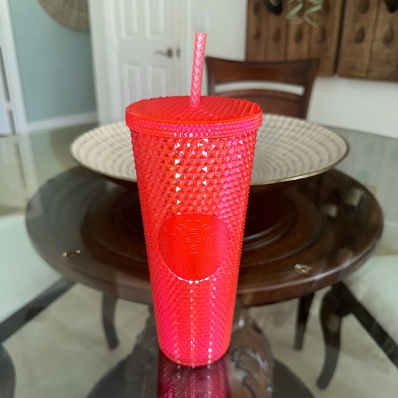 Pink Starbucks Cup - Picture 1 of 2